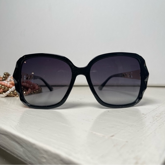 Black & Gold Oversized Square Sunglasses Polarized Tinted w Crystal Frames Nwt - Picture 3 of 12